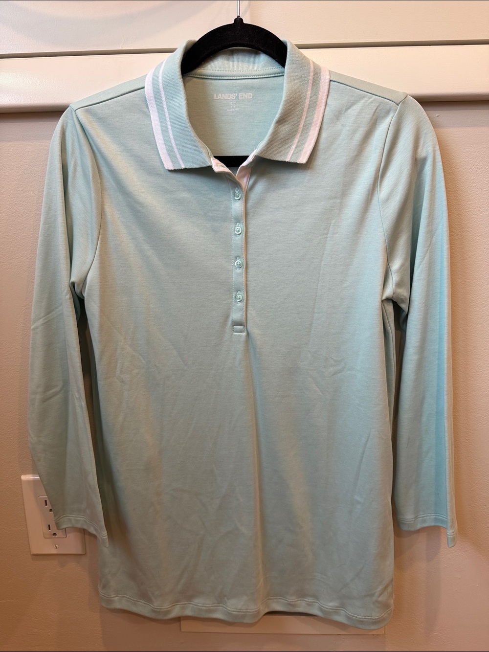 Lands' End Women's Mint Green Long-Sleeve Polo with White-Trim Collar